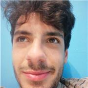 Impartisco lezioni ad alunni delle scuole medie in tutte le materie scolastiche